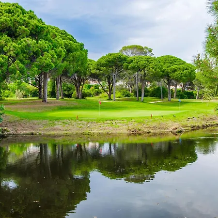 Apartment Studio 4 Personnes Au Golf Saint-Raphael (Var)